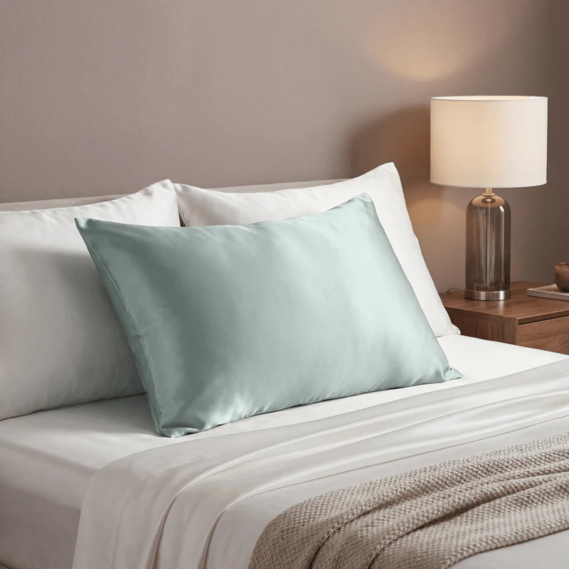 Blissy Silk Pillowcase - 100% Pure Mulberry Silk - 22 Momme 6A High-Grade Fibers